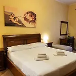 埃及艳后旅馆 3*