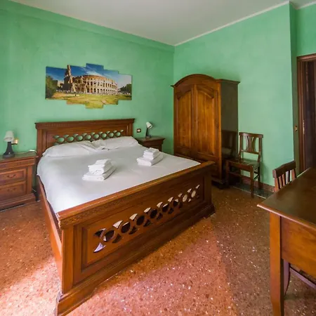 Cleopatra Vendégház Róma