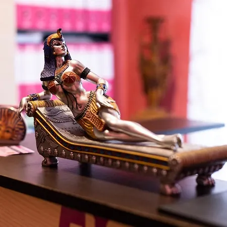 Πανσιόν Cleopatra 3*