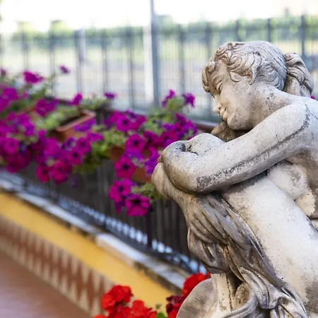 Cleopatra Vendégház Róma