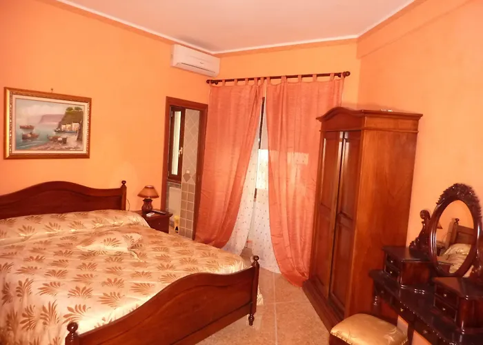 Cleopatra בית הארחה 3*