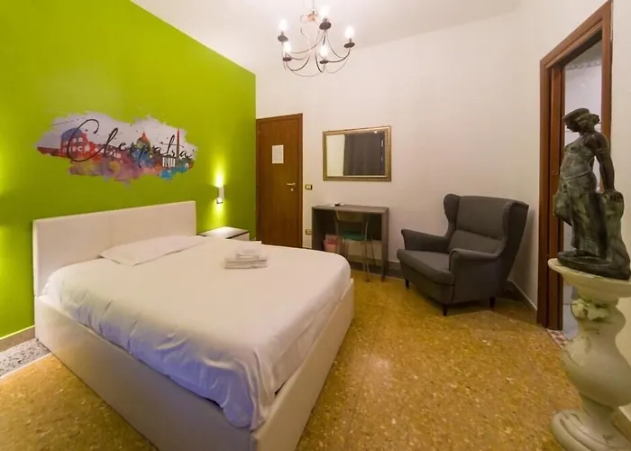 Cleopatra בית הארחה 3*